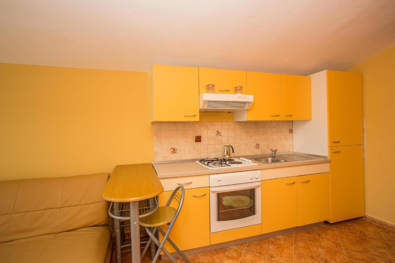 Apartments Nada Palit Extérieur photo
